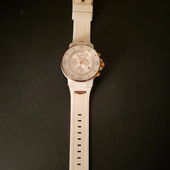 Mulco Silicone Watch - Picture 3 of 5